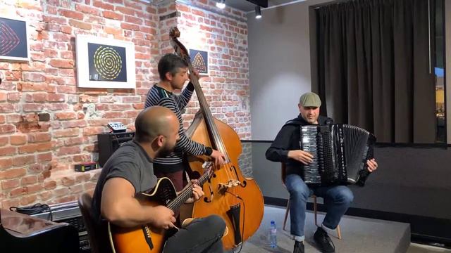 Jazzta Prasta Trio - Live in Portrait 03-06-2021 смотреть онлайн