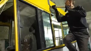 Технология вклейки автостекла.