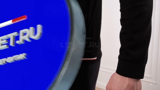 Эффектный мужской лук на весну от Moncler смотреть онлайн