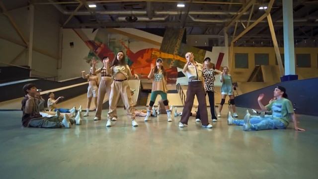 WHITE TIGERS | HARLEEN JOKER’S