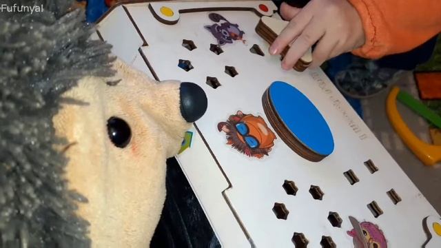 Ёжик Фуфуня ремонтирует домик Кеше - Мимимишки ремонтируют дом смотреть онлайн