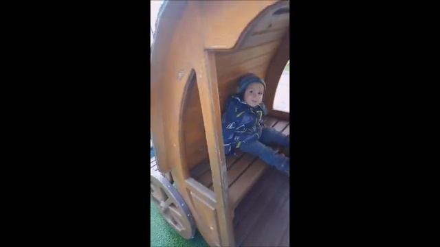 ГУЛЯЕМ В ПАРКЕ.АДАПТАЦИЯ В САДУ смотреть онлайн