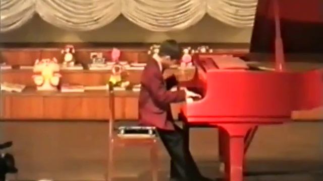 Э Григ Весной Роман Шувалов - 10 лет смотреть онлайн