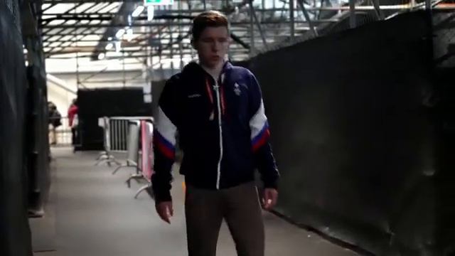 Андрей Мозалёв перед выходом на лед на YOG 2020 смотреть онлайн