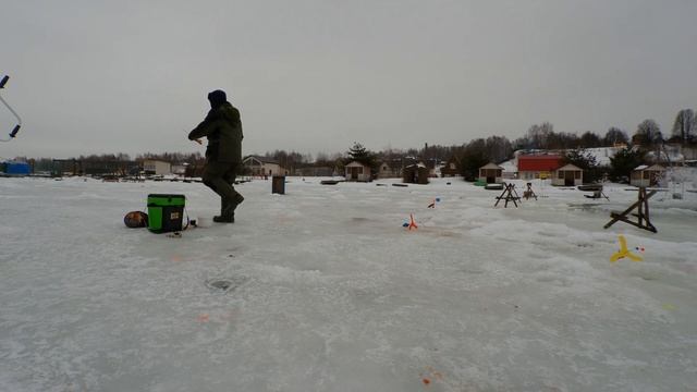 Зима на Стрелецком ручье — 1 смотреть онлайн