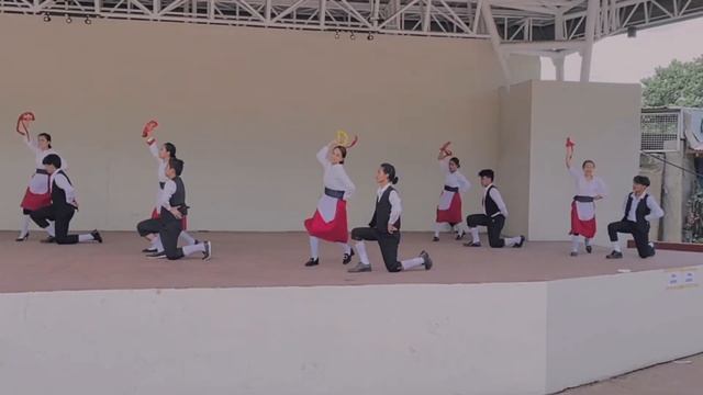 Tarantella Dance (Italy) смотреть онлайн