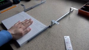 Самая простая выдвижная полка для клавиатуры своими руками