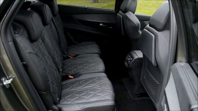 New Peugeot 5008 Interior!!!