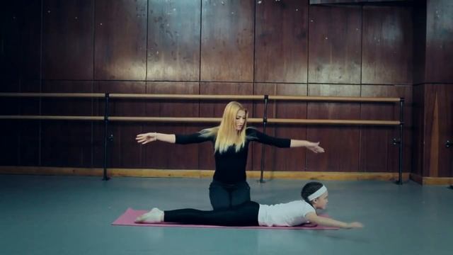 ГИБКАЯ СПИНА! Как развить ГИБКОСТЬ спины? Упражнения для гибкой спины! Как сделать спину гибкой? смотреть онлайн