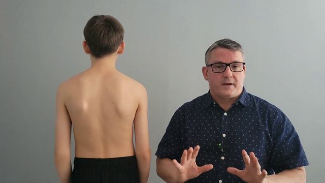 How To Check Your Child’s Spine (Scoliosis Screening & Posture Assessment) | Dr. Mike Schultz смотреть онлайн