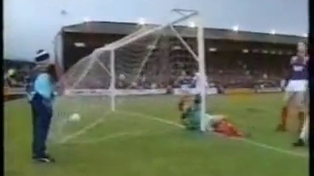 1992-93 Falkirk 1 Aberdeen 4 смотреть онлайн