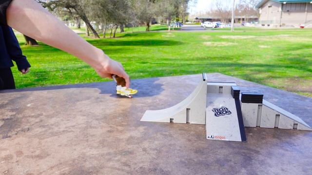 Finger Scooter With Finger Skateboard And BMX Finger Collaboration |Tech Deck Ramp | Skate Park