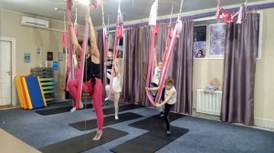 гамак дети 1/ акробатика в гамаке для детей )/ аэростретчинг 6+ / фитнес для детей 6+