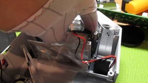 Разбираем светодиодный проектор из Китая. Стало интересно посмотреть что там внутри