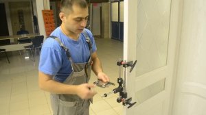 Врезка  замка кондуктором .Версия 2017 год.