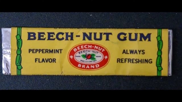 Женская сумка-кошелек, потерянная в 50-х годах прошлого века, оказалась настоящей капсулой времени. смотреть онлайн