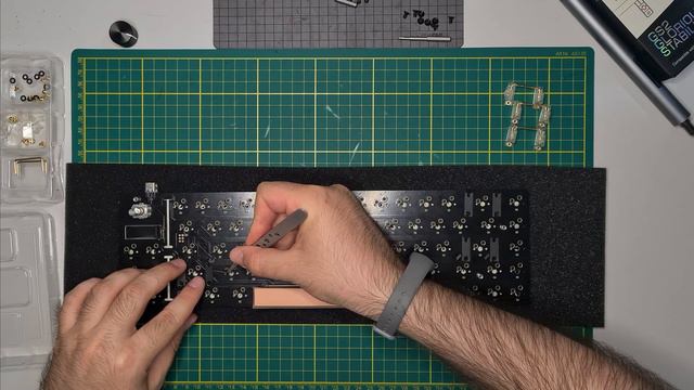 EVO70 Mechanical Keyboard Unboxing & Mods - OLED Bongo Cat Galore 😺 🥁 смотреть онлайн