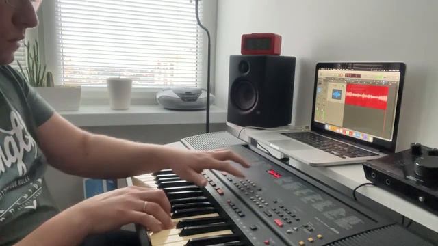 Yamaha PSR400 / PSR 500 sound demo смотреть онлайн