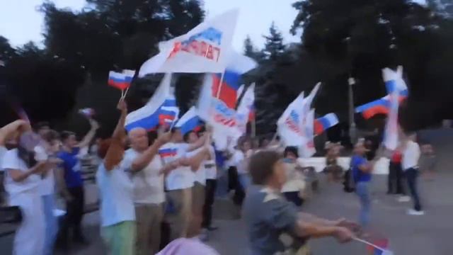 "Вперед, Россия!" Концертный ансамбль "УСПЕХ" ДО ЮВО 22.08.2022 г. Ростов-на-Дону смотреть онлайн