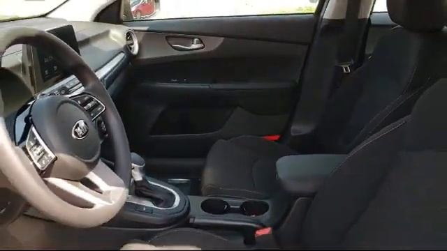 2021 Kia Forte FE Janesville Milwaukee Madison Beloit Rockford смотреть онлайн