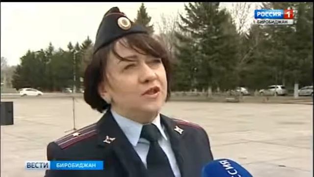 Гарнизонный развод подразделений полиции прошел в областном центре смотреть онлайн