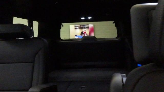 Chevrolet Suburban High Country 4K Walkaround