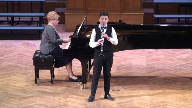 Бела Ковач "Я приветствую Вас, мистер Штраус!" смотреть онлайн