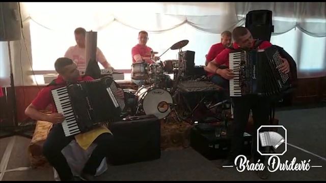 Orkestar Dalibora i Milana Đurđevića - Kolo za kraj смотреть онлайн