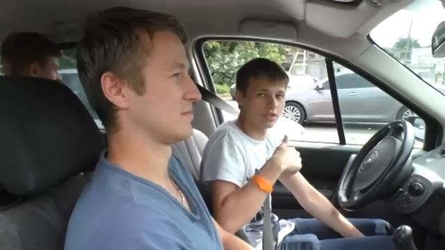 Рух машин на вулиці Карпенка-Карого в Луцьку перекритий через ремонт дороги смотреть онлайн