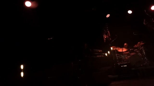 NINA ATTAL Indélébile Live @ L'Avant Scène 2017 смотреть онлайн