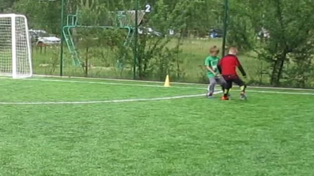 Тренировка секции FOOT10BALL 03.06.17 смотреть онлайн