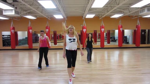 "Rain Over Me" Pitbull/Marc Anthony Warm Up Original Choreography By HotDotFitness смотреть онлайн