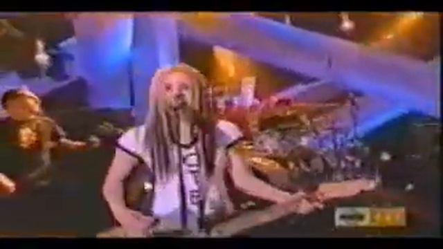 Avril Lavigne Take me away Live смотреть онлайн