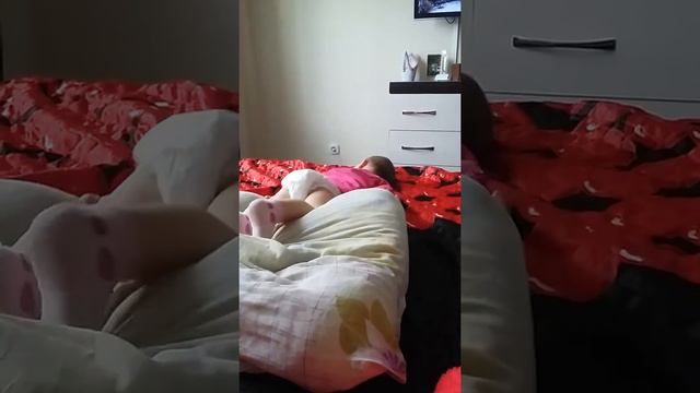 Яна психует, хочет спать. 07.06.2017 смотреть онлайн