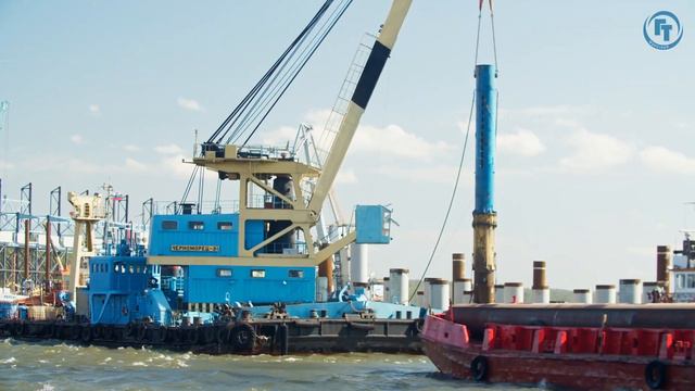 Строительство причалов №2, №3 на объекте: "ПЛК минеральных удобрений в порту Усть-Луга" ИЮНЬ 2020 смотреть онлайн