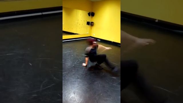 Профессиональный брейк данс (нет) смотреть онлайн