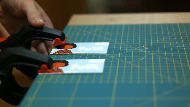 Как аккуратно срезать слой кожи. How to skive leather strap easily. Simple leather splitter смотреть онлайн