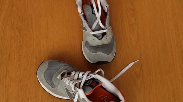 Как зашнуровать шнурки на New Balance 574 ASMR смотреть онлайн