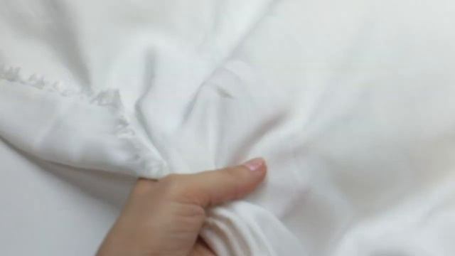 28-6983 Купра белого цвета с текстурными полосками смотреть онлайн