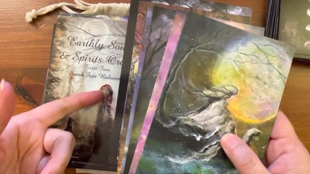 Earthy Souls & Spirits Moon Oracle | Full Flip Thru & Side by Side Comparison with the 1st Version смотреть онлайн