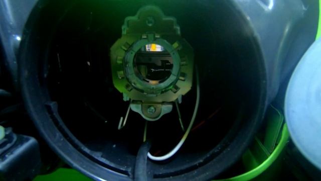 Mustang GT Install: Diode Dynamics 6000K Direct Replacement HID Headlight Bulbs смотреть онлайн
