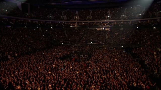 Depeche Mode - Enjoy The Silence (Live In Berlin).mp4