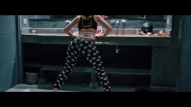 TWERK смотреть онлайн