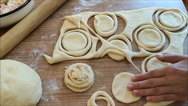 Булочки ЗАКУСОЧНЫЕ с рисом и колбасой ВКУСНАЯ ДОМАШНЯЯ ВЫПЕЧКА смотреть онлайн