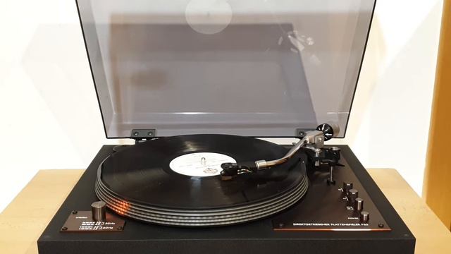 George Benson - Beyond The Sea - Transonic P50 + Audio Technica AT-VM95SH (nude Shibata) смотреть онлайн