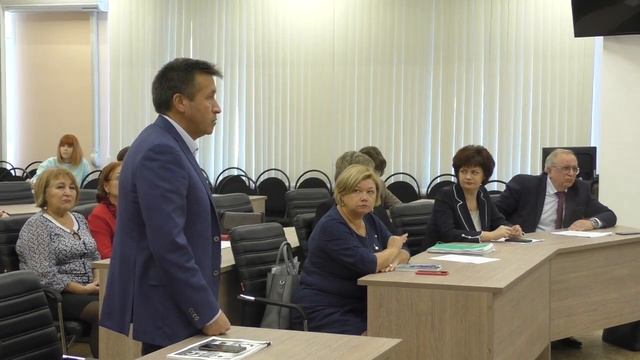 Почему выпускники вузов не возвращаются назад смотреть онлайн