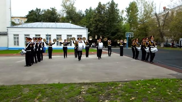Выступление барабанщиков Московского кадетского корпуса полиции смотреть онлайн