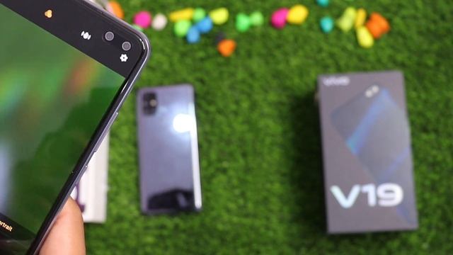Samsung Galaxy M51 Vs Vivo V19 Hand's On Detailed Comparison |Camera Comparison | Speed Test ??? смотреть онлайн