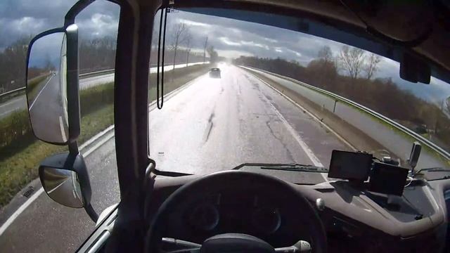 POV truck Driving DAF XF 106 | Turns on Narrow Rainy Roads | Amazing Belgium 4k смотреть онлайн