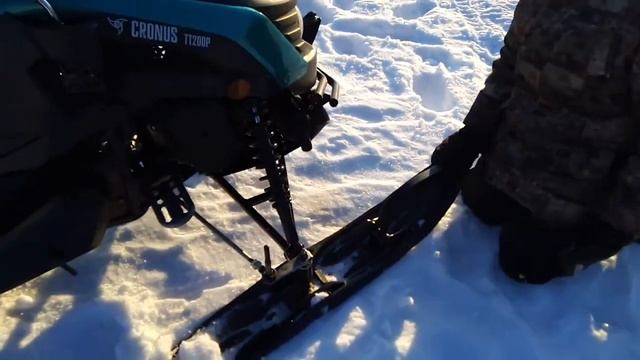 Супер снегоход Cronus TT200 смотреть онлайн